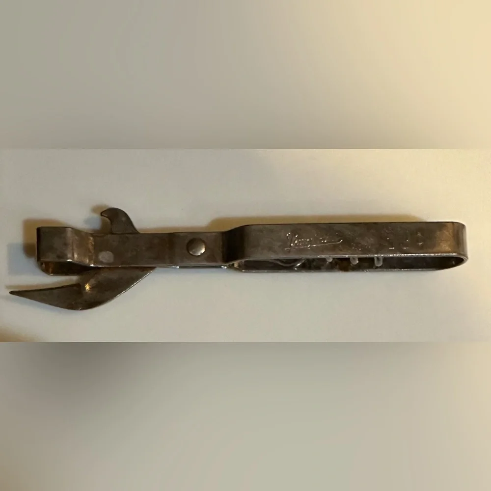 VTG VAUGHAN CAN OPENER CORKSCREW KITCHEN MULTI TOOL 5.75” COLLECTIBLE CAMP HIKE